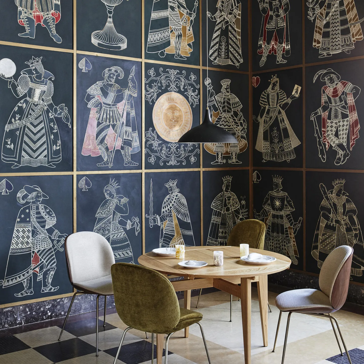 1965 Pendant, soft black