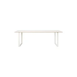 70/70 Table, white