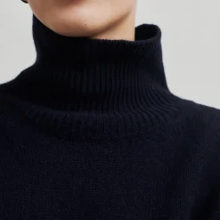 Alpha Knit T-Neck, night sky