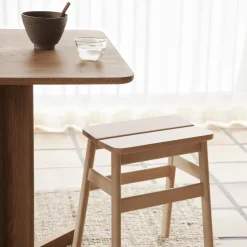 Angle Standard Stool, beech