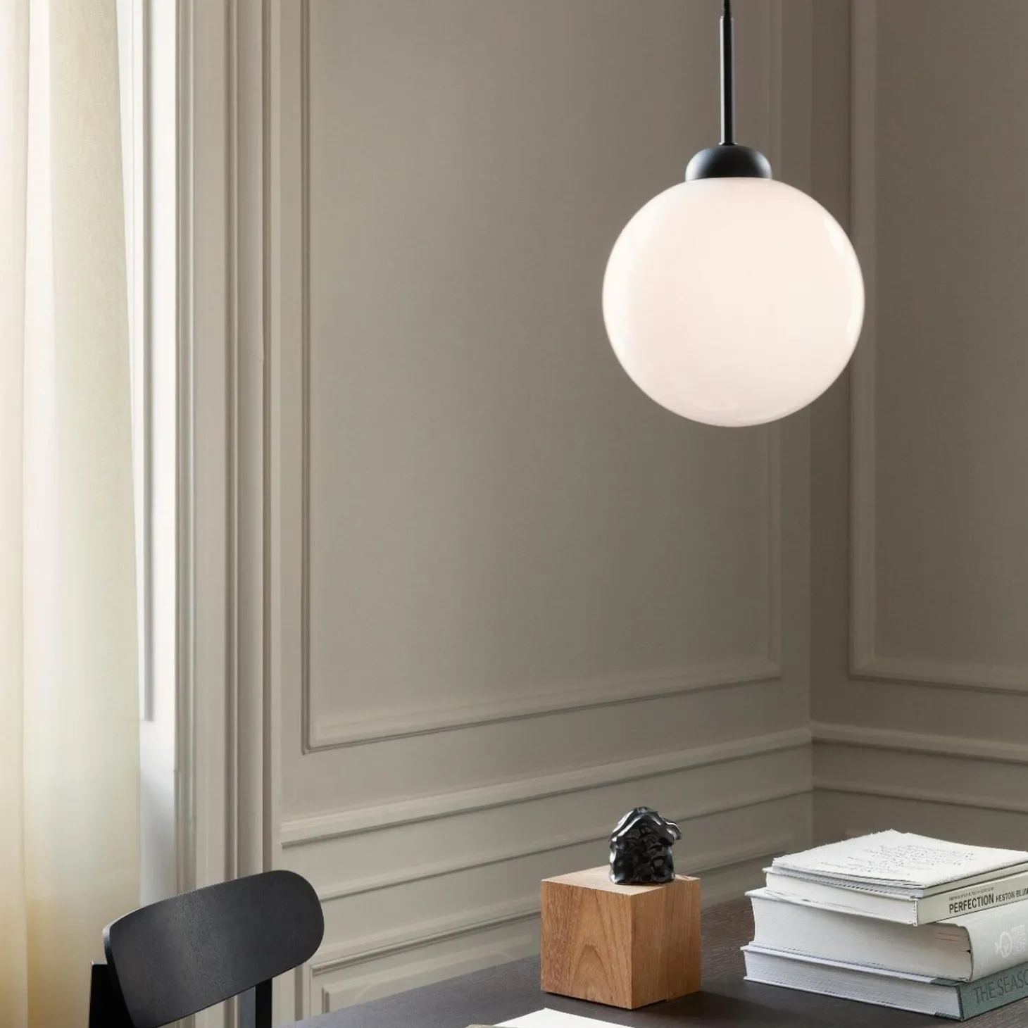 Apiales 1 Large Pendant, satin black/opal