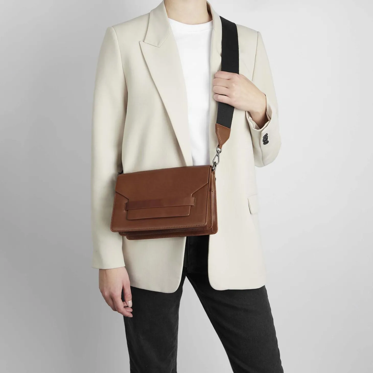 ArabellaMBG Crossbody Bag, chestnut w/black