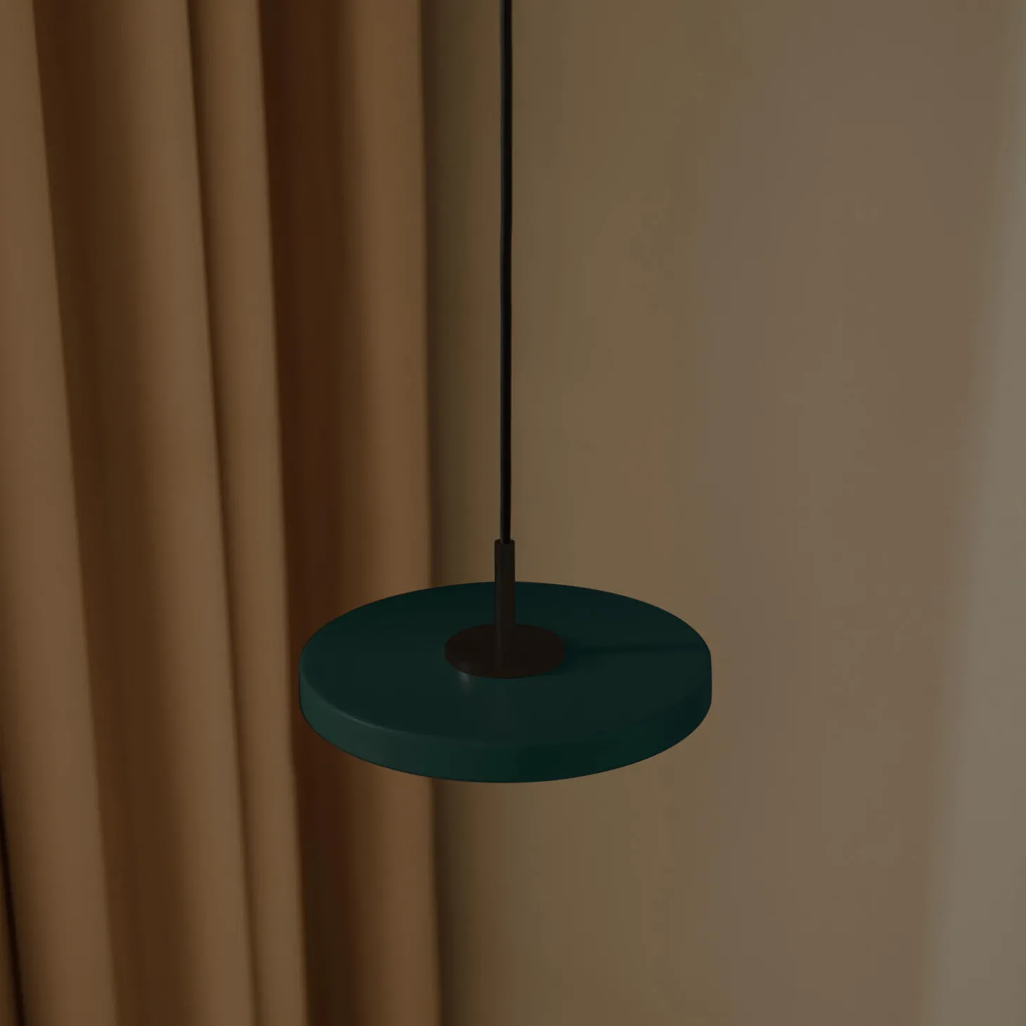 Asteria Micro Pendant, forest green/black