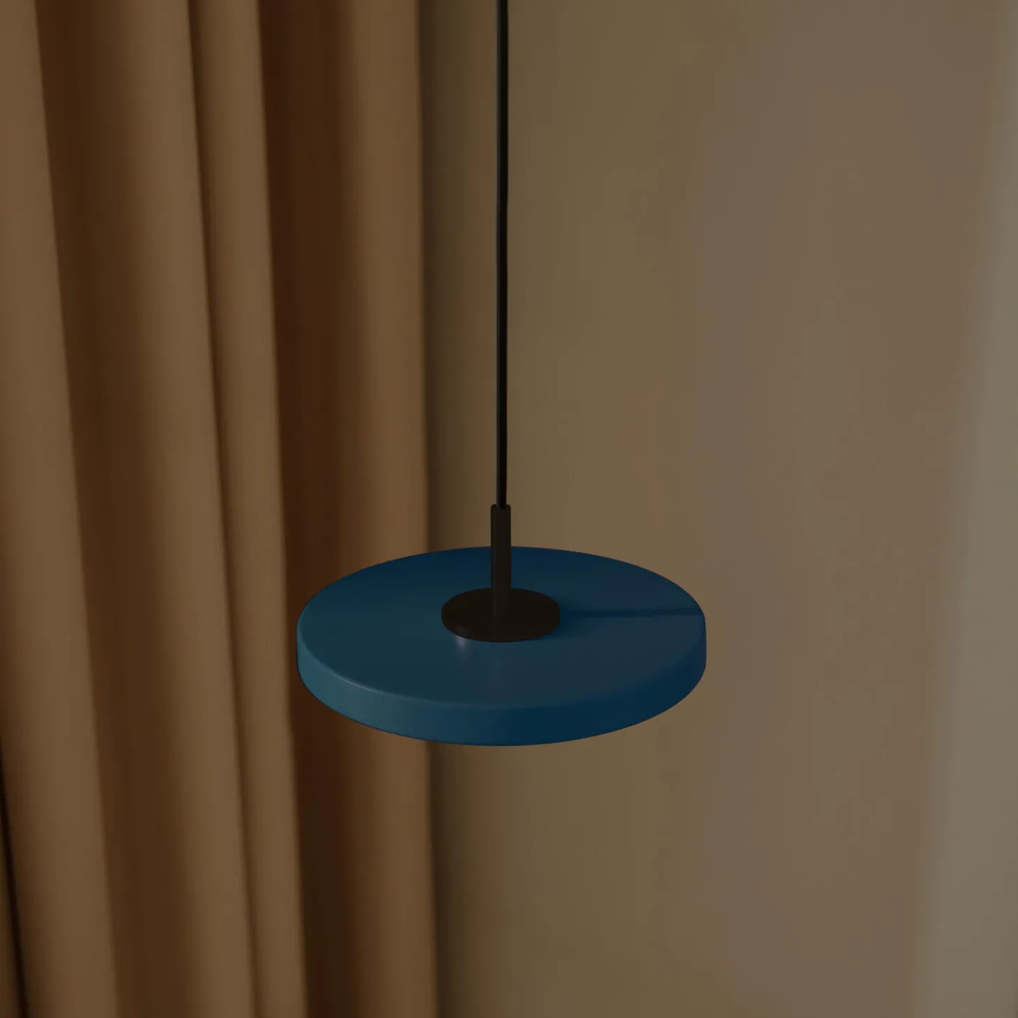 Asteria Micro Pendant, petrol blue/black