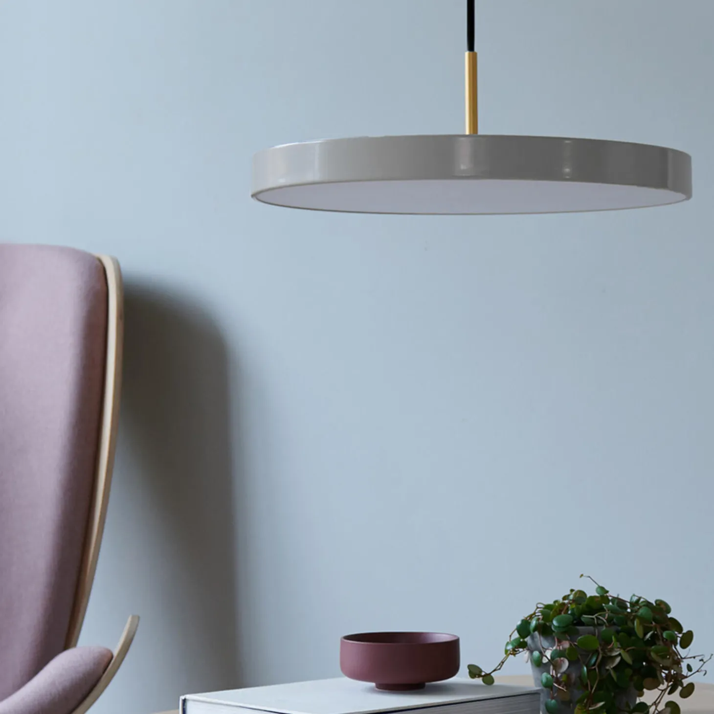 Asteria Plus Pendant, nuance mist/brass