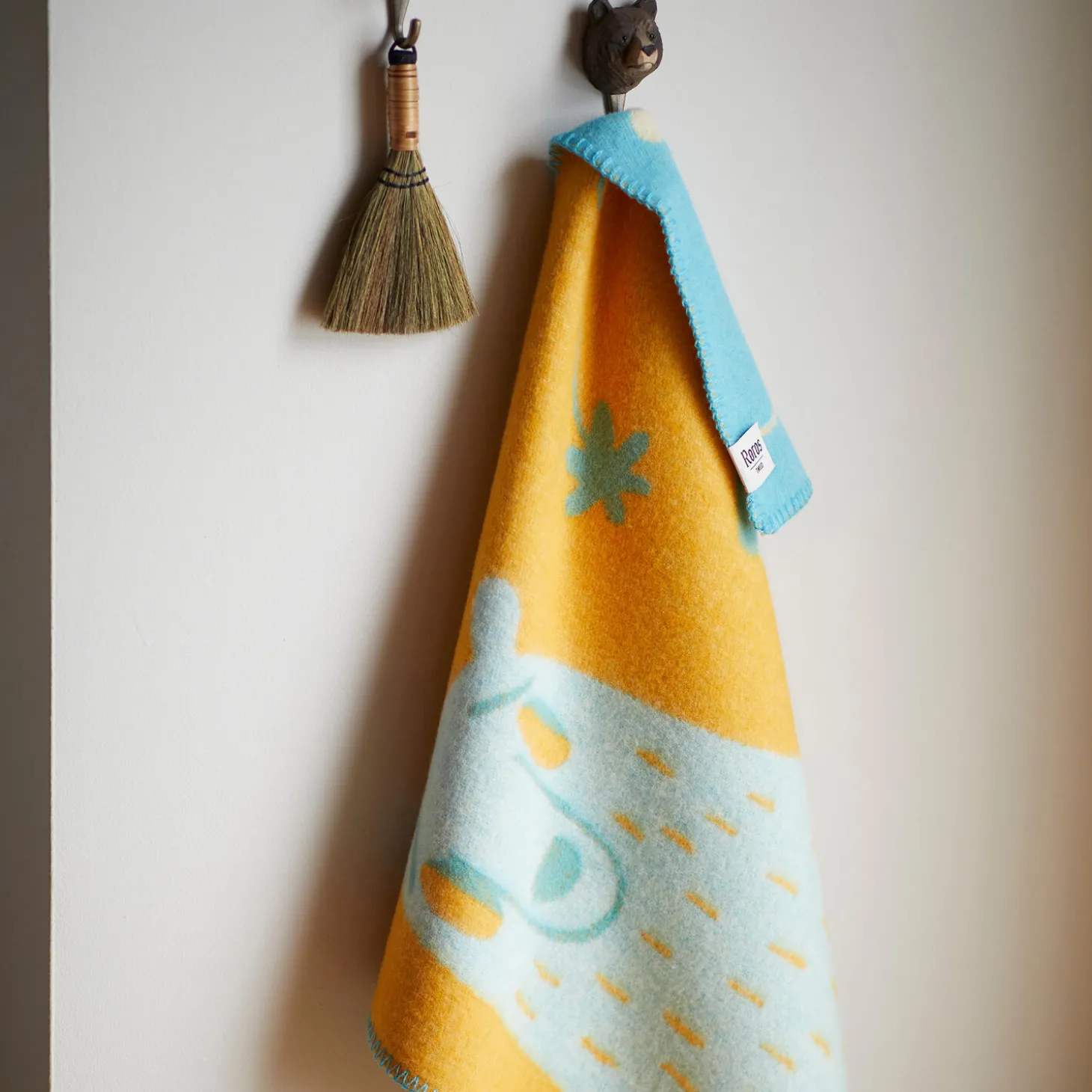 BAMSE Baby Size Throw, turquoise/orange