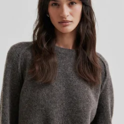 Banja Knit Raglan O-Neck, delicioso