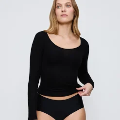 Beauty Layers Top Scoop Neck, black