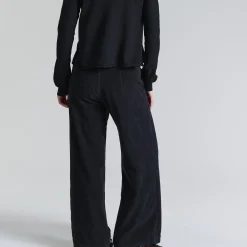 Berubetto bukser, pirate black