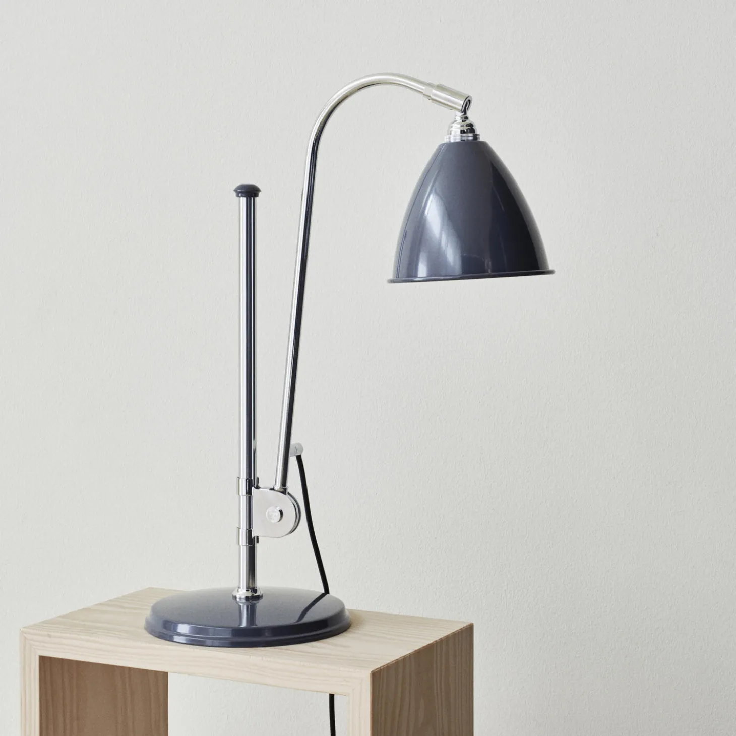 Bestlite BL1 Table Lamp, silverstone grey