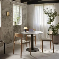 Betty TK1 spisebordsstol, oak/linen