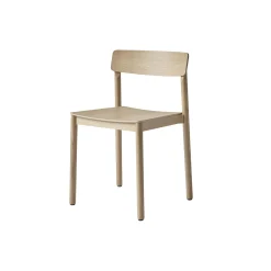 Betty TK2 spisebordstol, lacquered oak