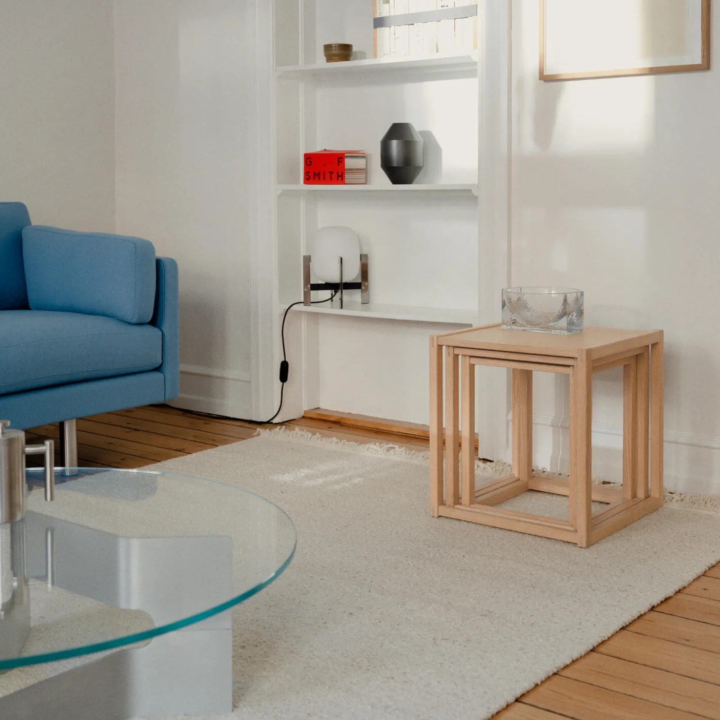 BM375 Nesting Tables, light oiled oak