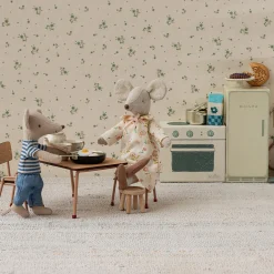 Bord og stole til mus, dark powder