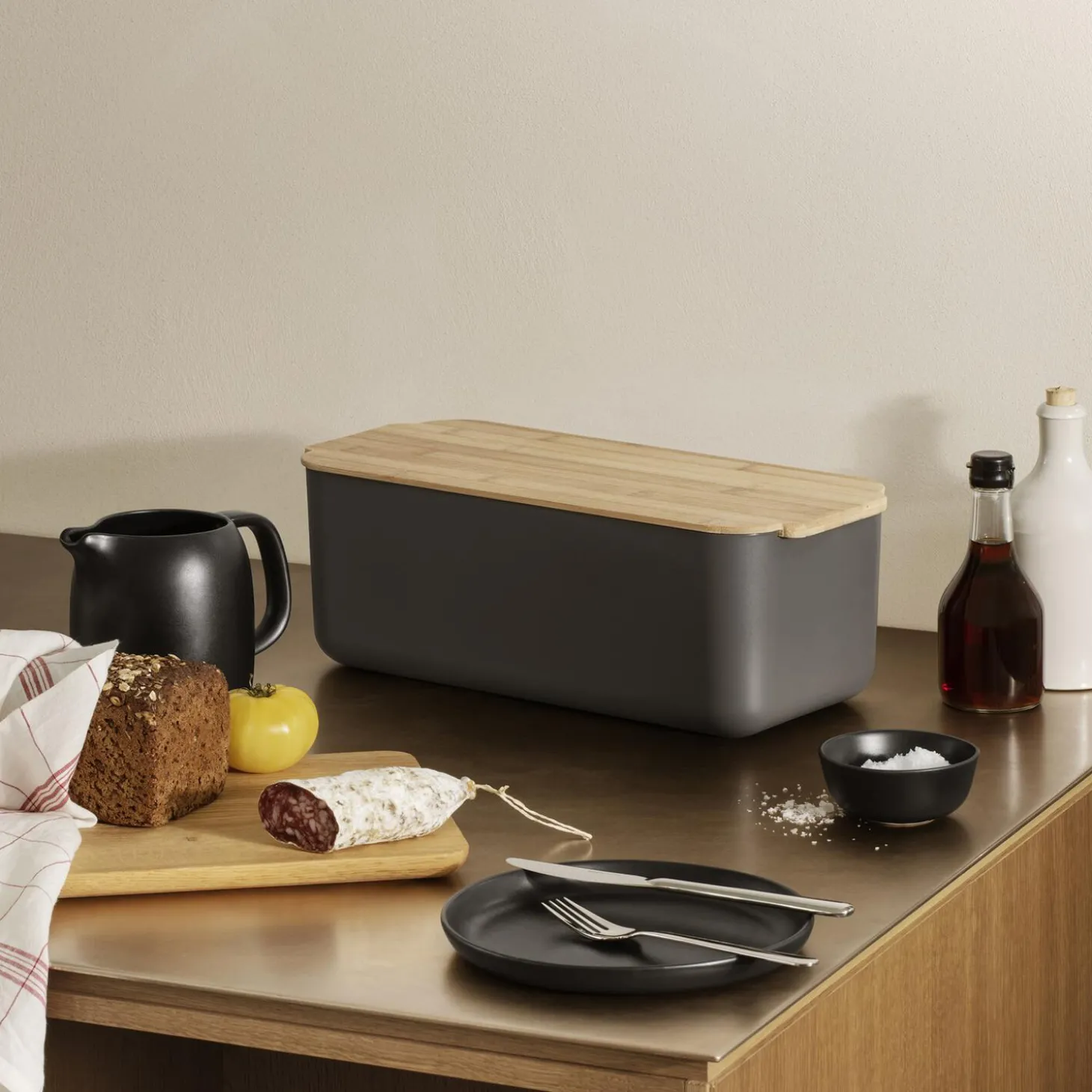 Brødkasse, elephant grey