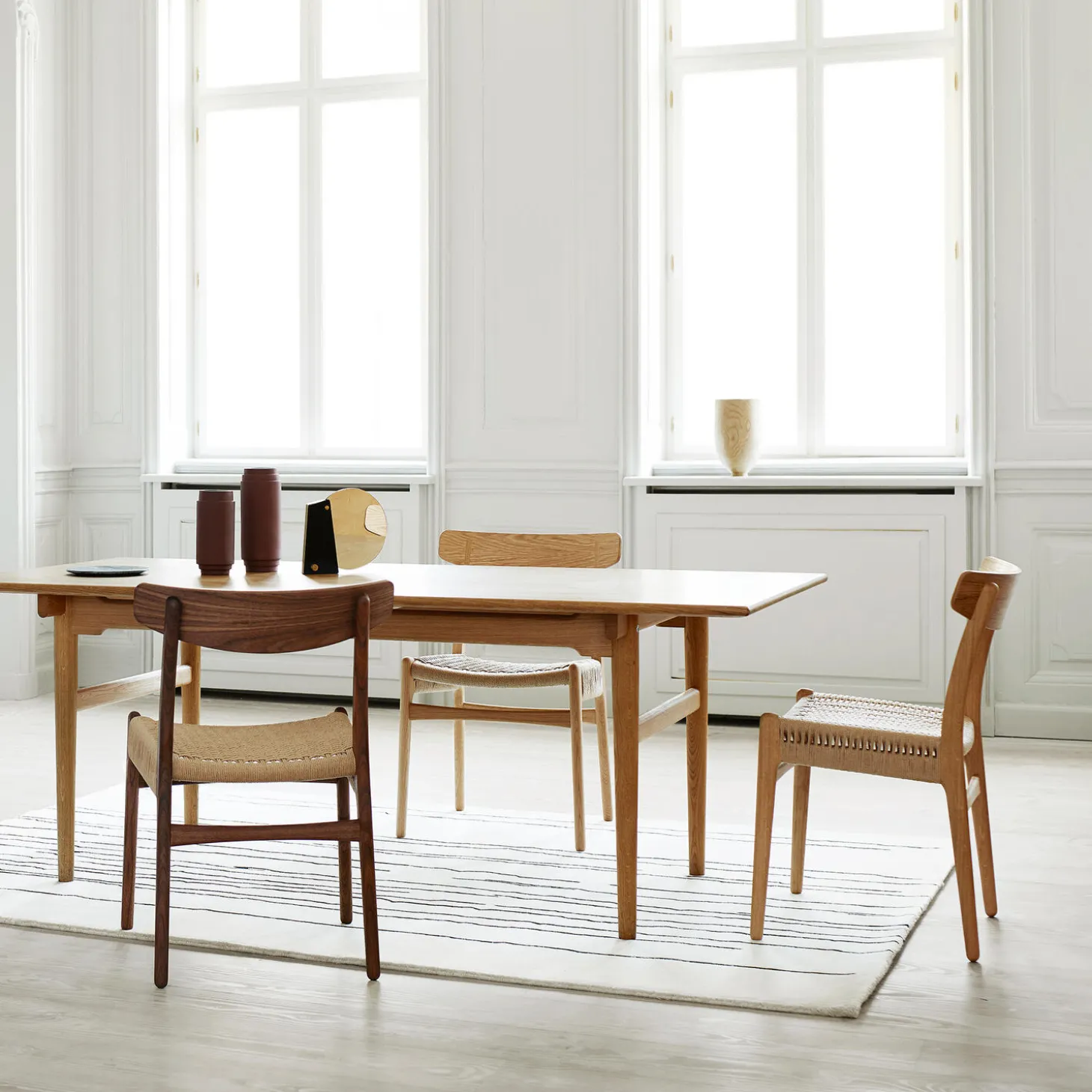 CH23 spisebordsstol, sæbebehandlet eg/natur