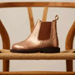 Chelsea støvle med brogue hulmønster, bronze metallic/cognac