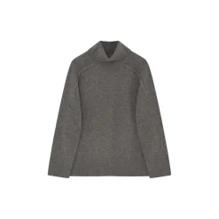 Clarke Soft lamb, chocolate chip melange