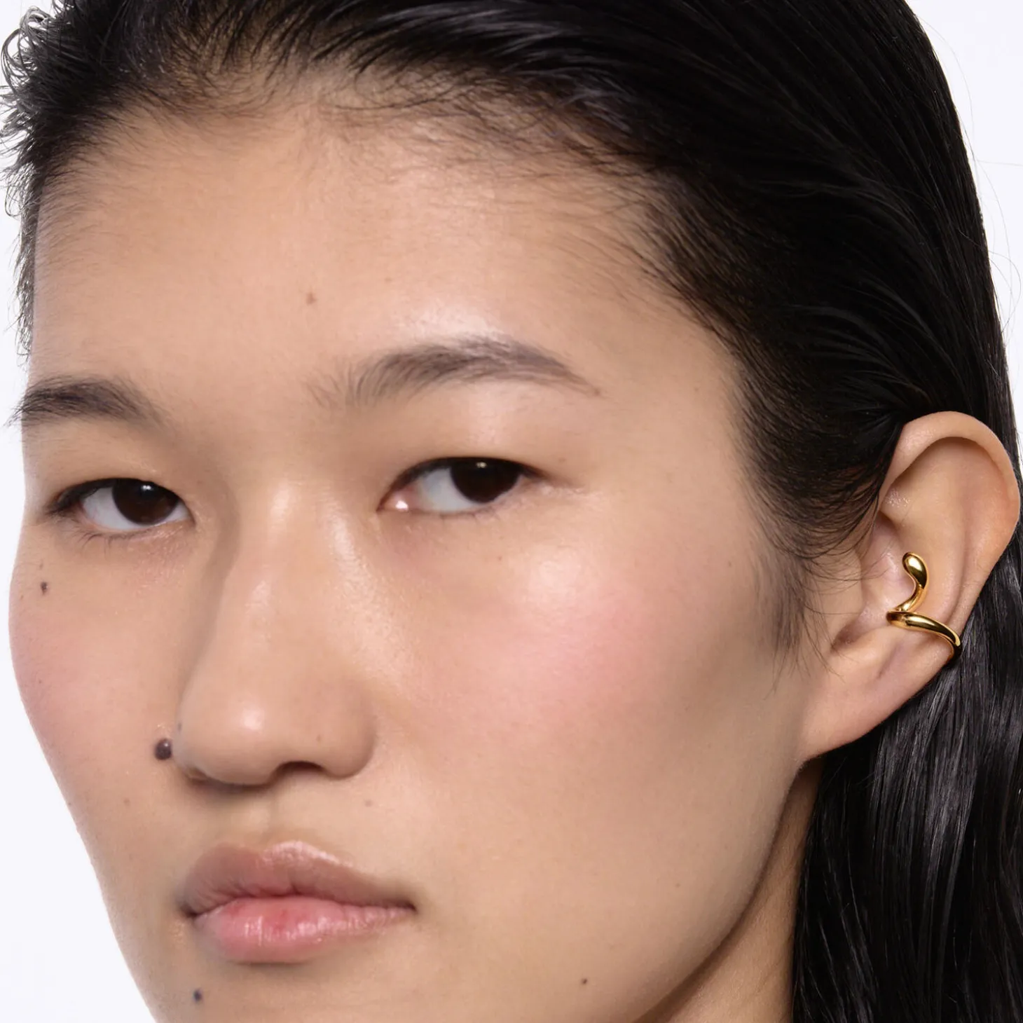 Coil Whirl Ear Cuff Right, guld