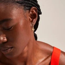 DAGMAR Huggie Øreringe, gold plated