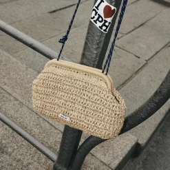 Day Crochet Clutch, coriander beige