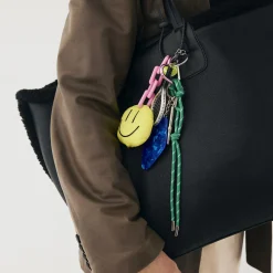 Day Room Charm, black