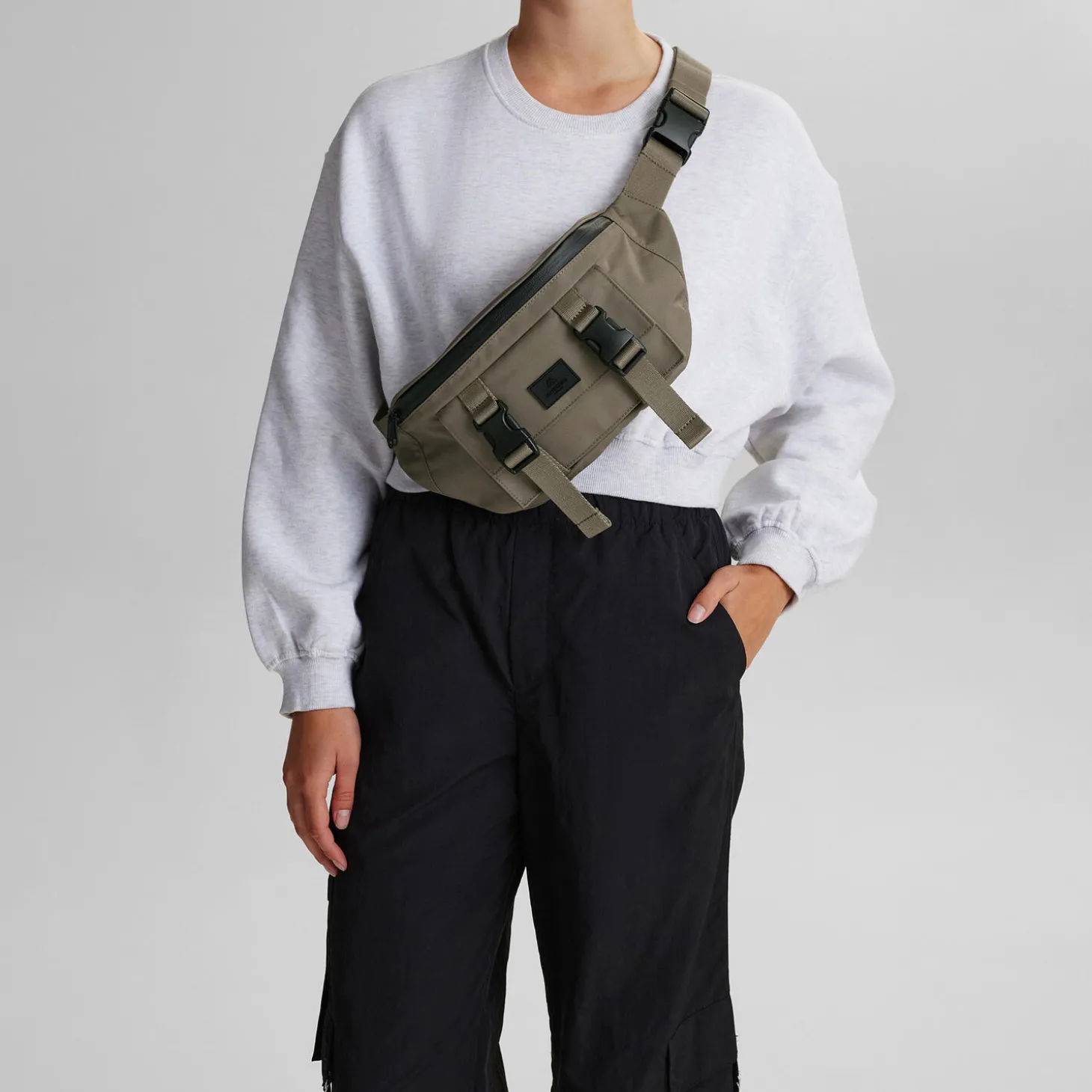 EastMBG Bum Bag Recycled, walnut