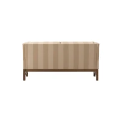 EJ315 2 pers. sofa, Reflex 339/oiled walnut