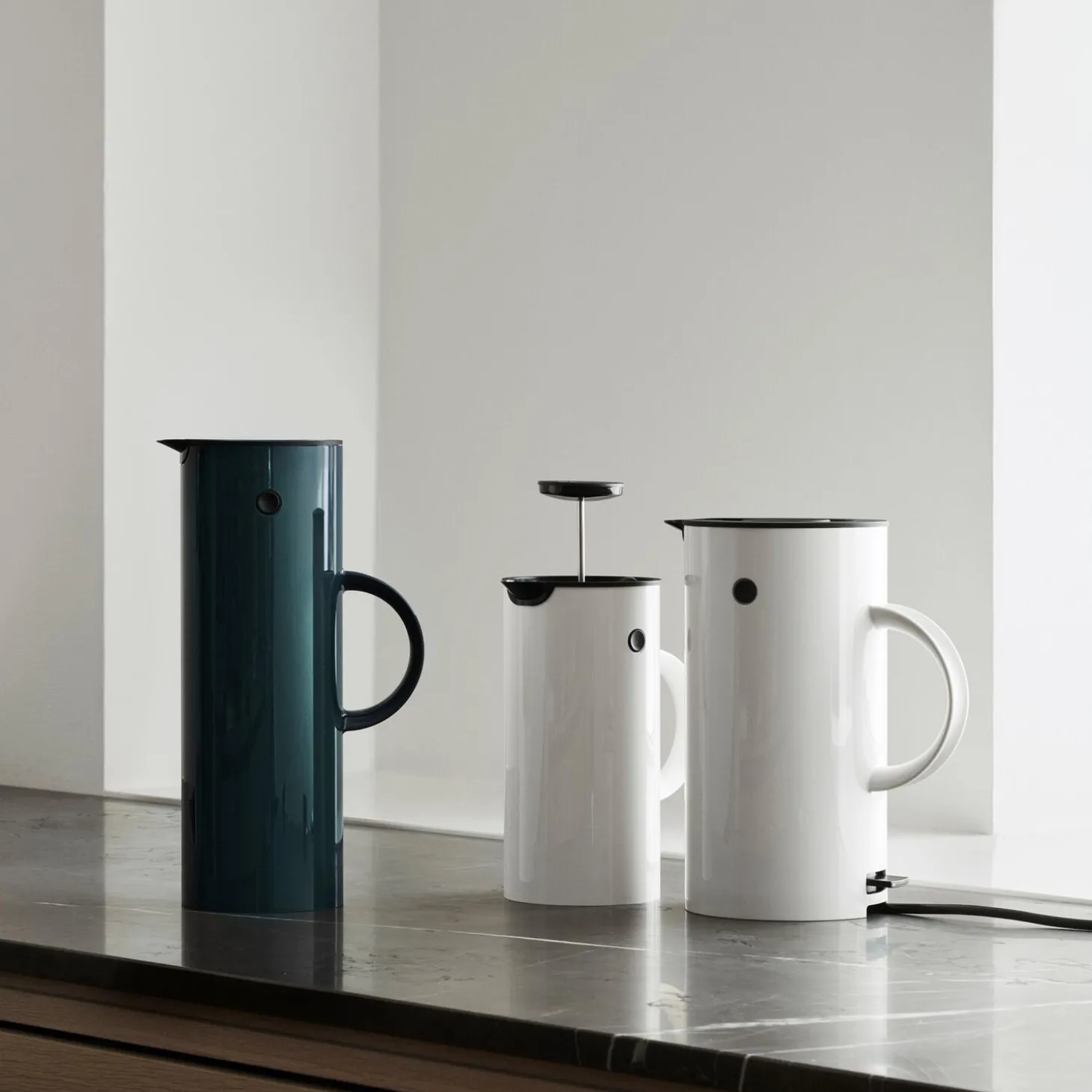 EM77 termokande 1 L, black