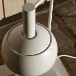 FJ Elements bordlampe, white