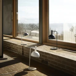 FJ Elements bordlampe, white