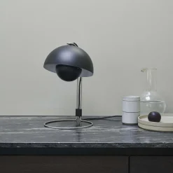 Flowerpot VP4 Table Lamp, matt black