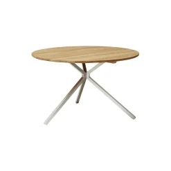 Frisbee Dining Table, oiled oak