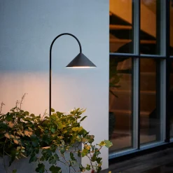 Grasp Garden Spear, matt black