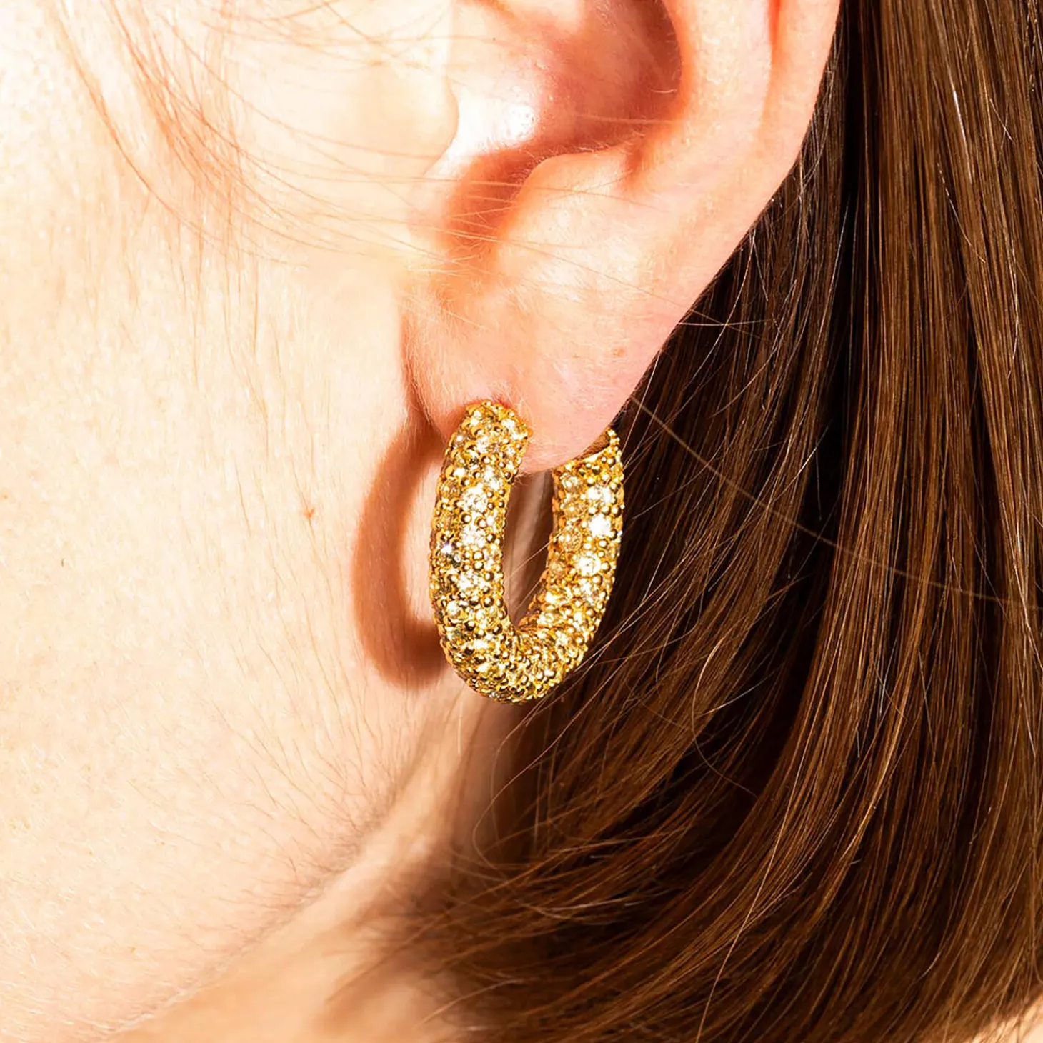 HALO HERITAGE HOOP ØRERINGE, forgyldt/lysegul