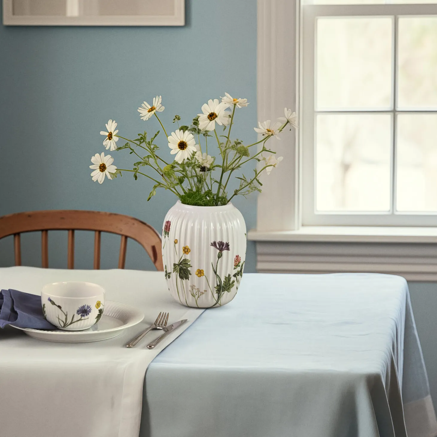 Hammershøi Summer Vase, wild flowers