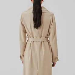 Hiro Jacket, powder sand