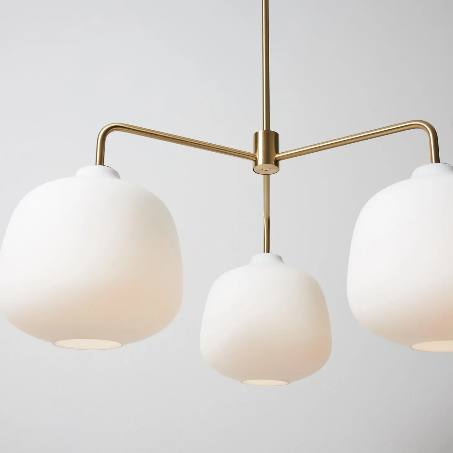 Holborn 3 Chandelier, brass