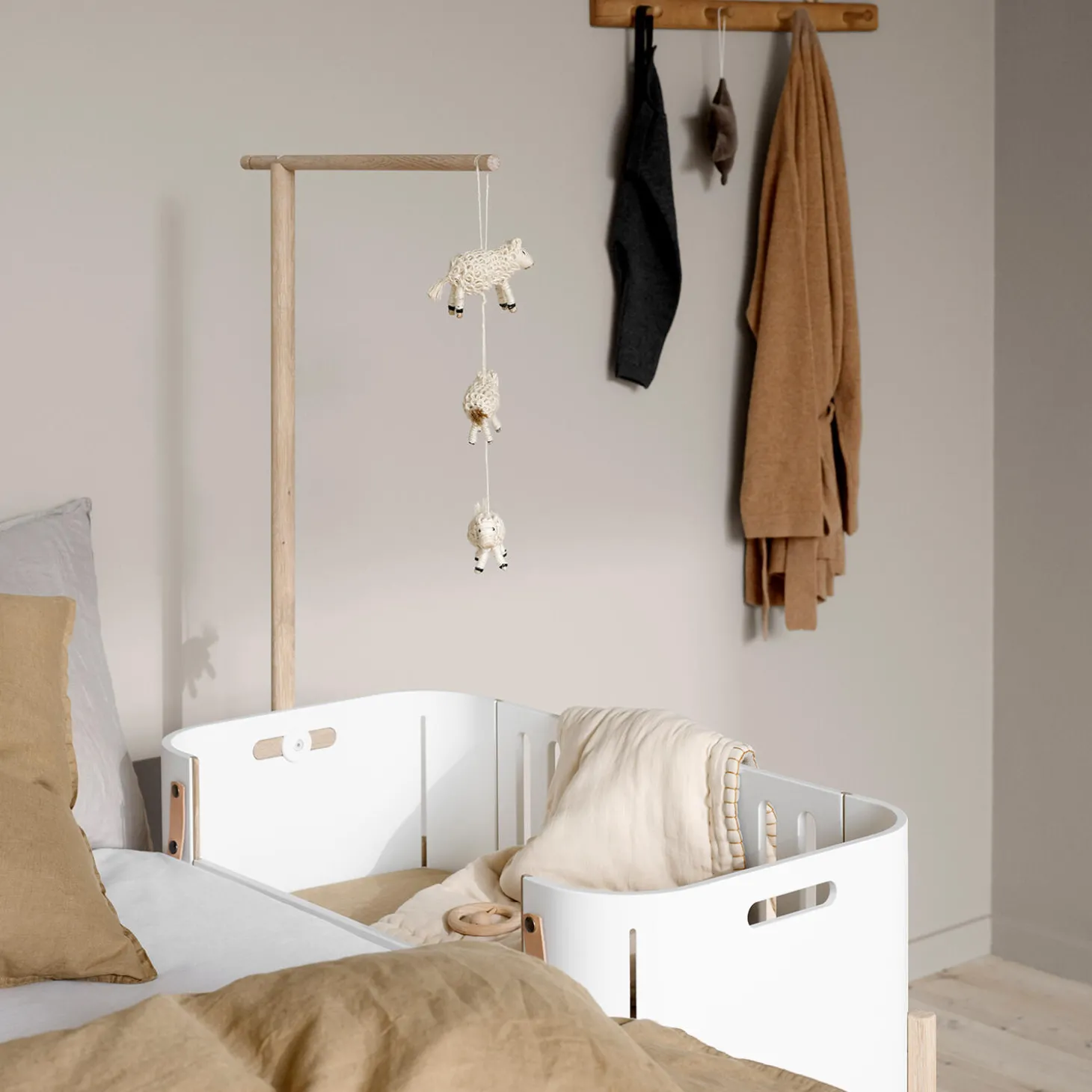 Holder til Wood co-sleeper sengehimmel & uro, eg