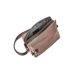 Hunter Crossover, beaver