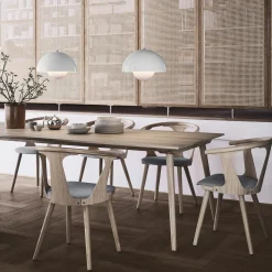 In Between SK2 stol, eg/lysegrå