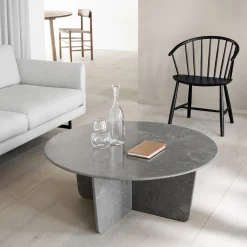 J64 spisebordsstol, sort ask