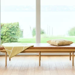 KA100 daybed