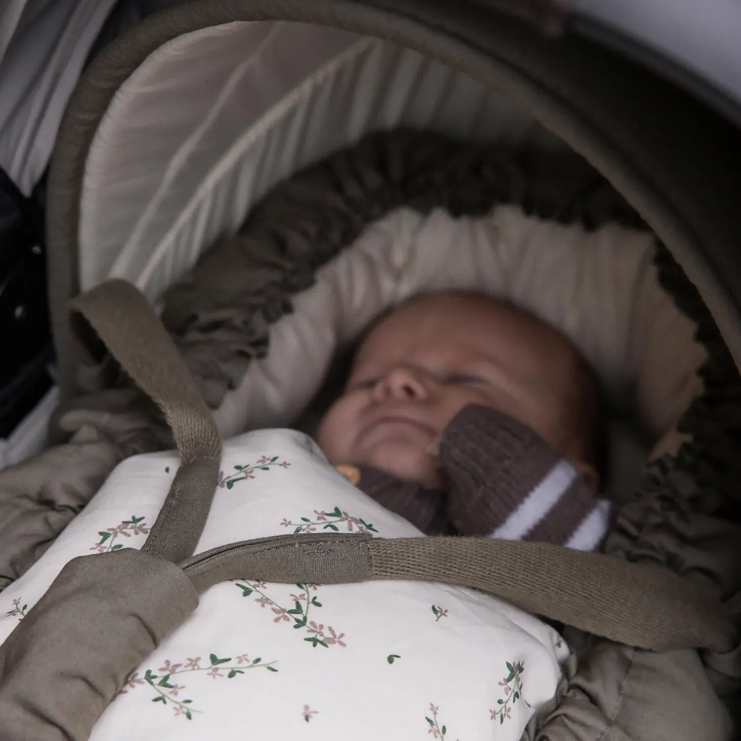 Kaleche til 3-i-1 babynest, dark olive