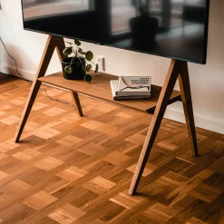 Kaya TV-stander, olieret eg/sort