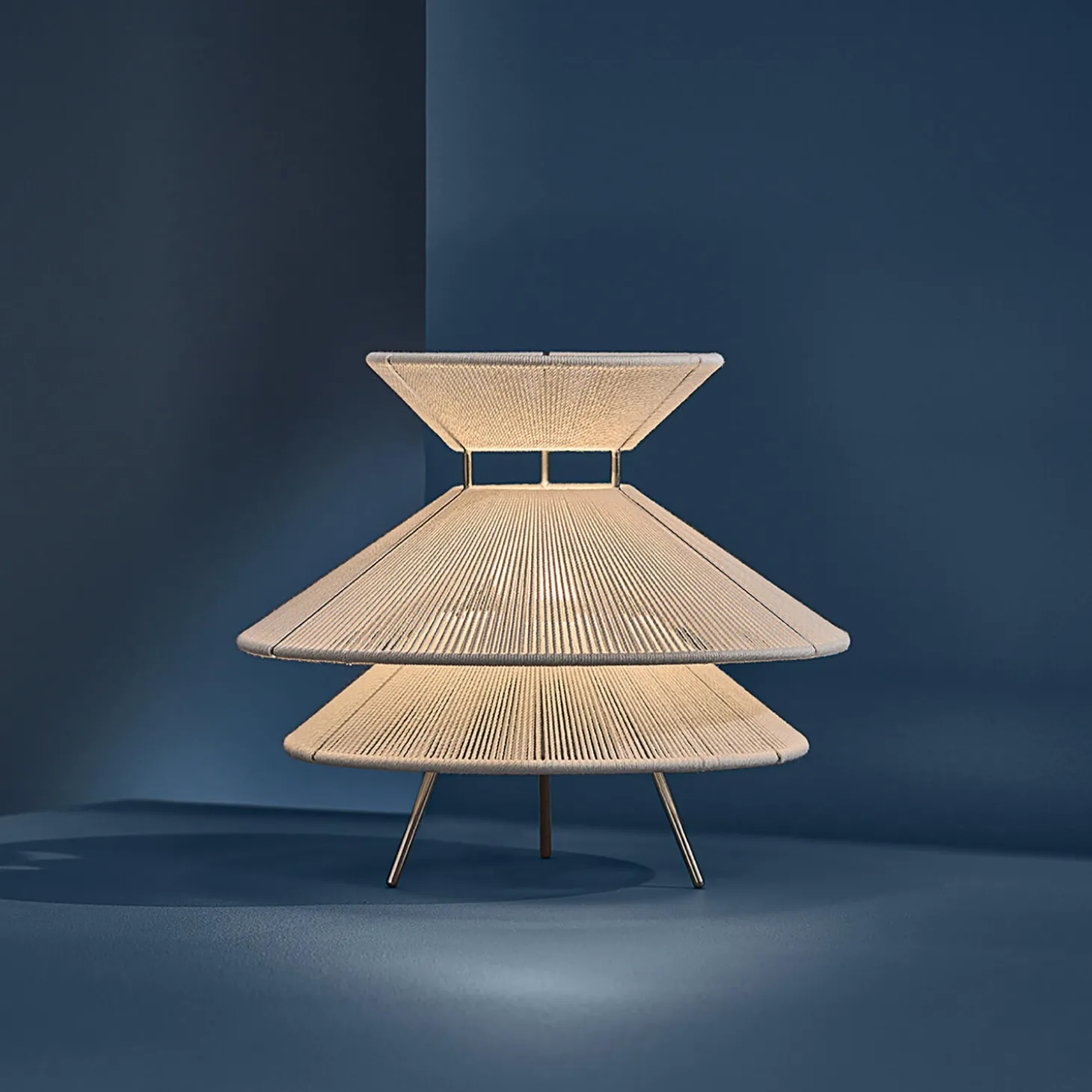 Kiku Table Lamp