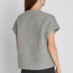 Kino cape, ligth grey