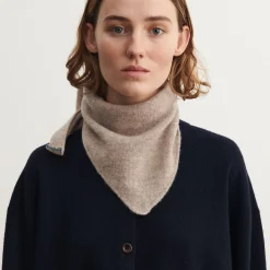 Lambswool bandana, oat melange