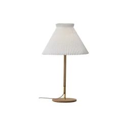 Le Klint 328 bordlampe med papirskærm, sæbebehandlet eg