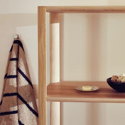 Leaf Shelf, white oak